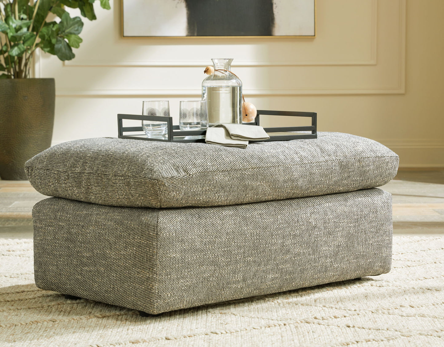 Dramatic - Ottoman - Granite